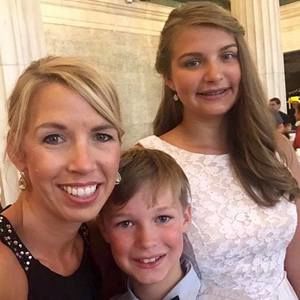 Meet your Posher, Desirae